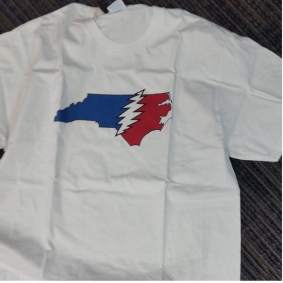 Grateful Dead North Carolina Steal Your State T-shirt State Outline Thunderbolt - Picture 3 of 4